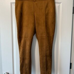 Woman’s Old Navy Suede Brown Pants. Skinny leg. XL. 25 inch inseam.